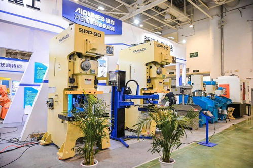 四展聯(lián)動(dòng)開(kāi)啟兩岸經(jīng)貿(mào)新篇章 廈門(mén)工博會(huì)暨海峽兩岸經(jīng)貿(mào)論壇盛大啟幕